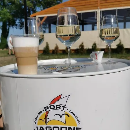 Camping Jagodne - Port Jagodne Campingplatz Prażmowo